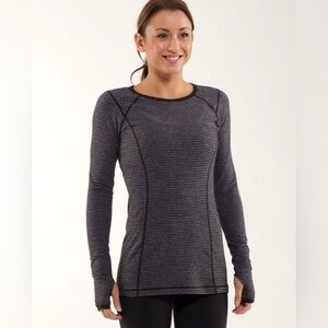 Lululemon Run Turn Around Long Sleeve Black Heathered Striped Reversible Top 8